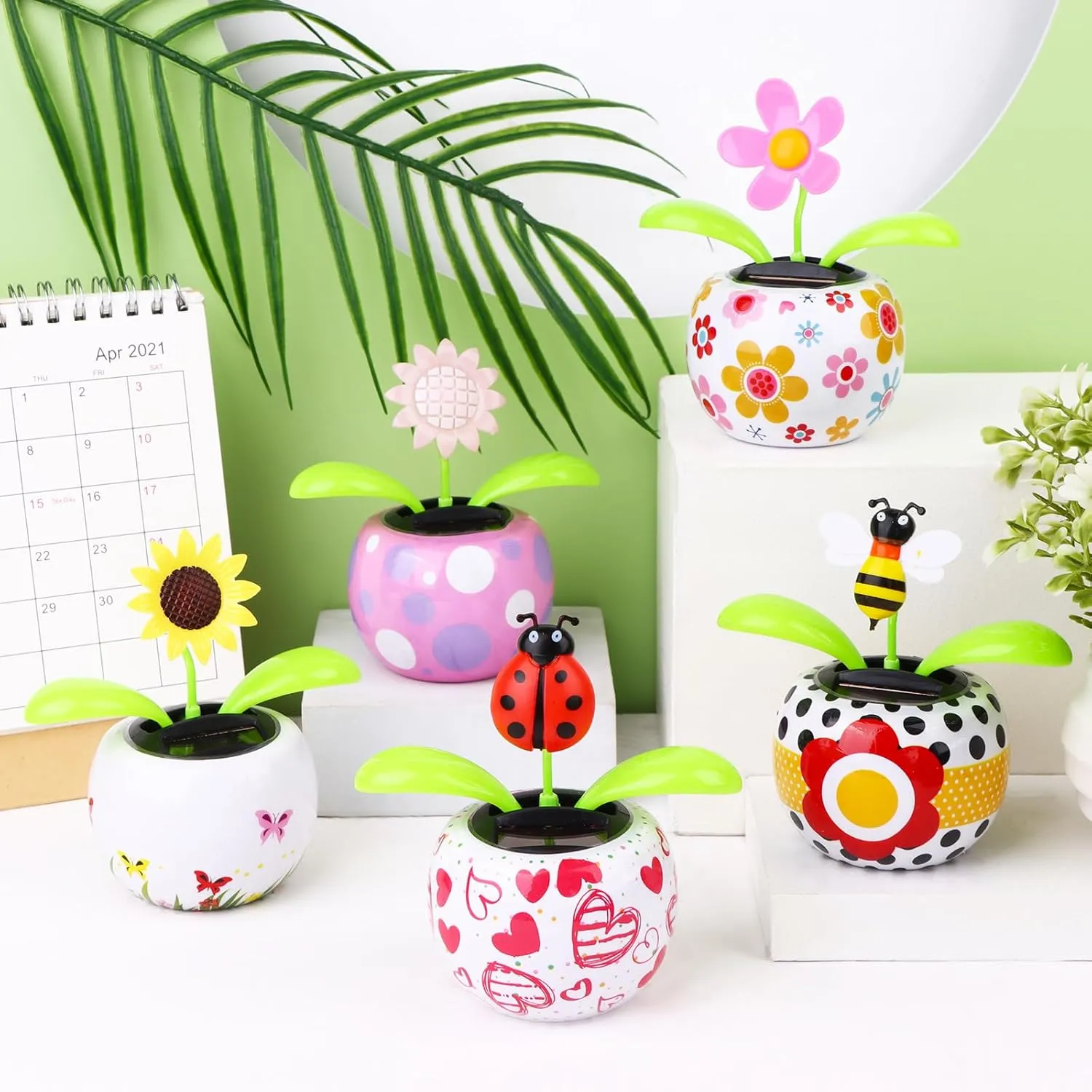 6 Solar Dancing Bee Toy Solar Powered Dancing Sun Flower in Colorful Pots Swinging Ladybug Shape Flip Flap Animated Bobblehead Dancer Window Sunflower Sun Catcher Car Dashboard Decor