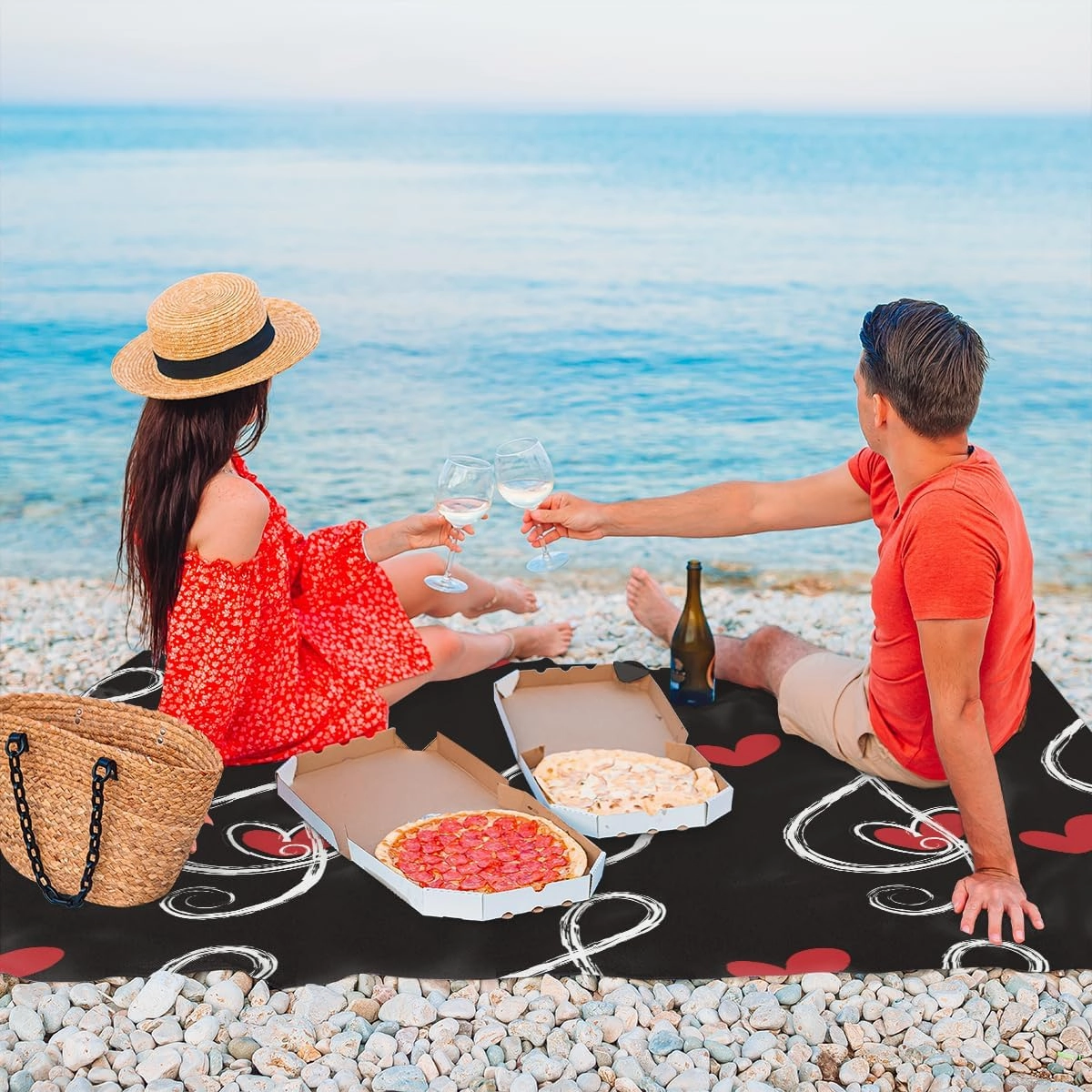 Beach Blanket, Musical Notes Sandproof Beach Mat, Waterproof Quick Drying Sand Free Mat with 4 x Ground Spikes for Outdoor Travel Camping Hiking, Music Heart 68 x 59 in