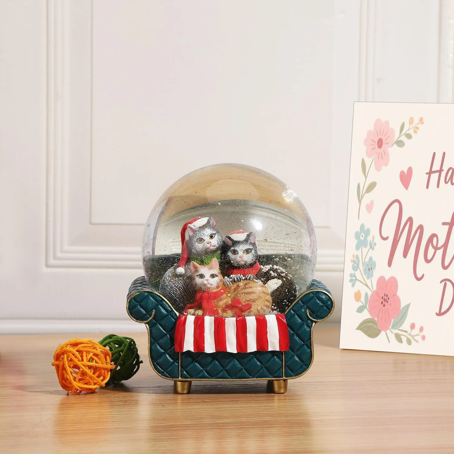 Cute Snow Globes with Cats, 100MM(D) Snowglobes for Holiday Decorations, Graduation Gifts for Her Girls