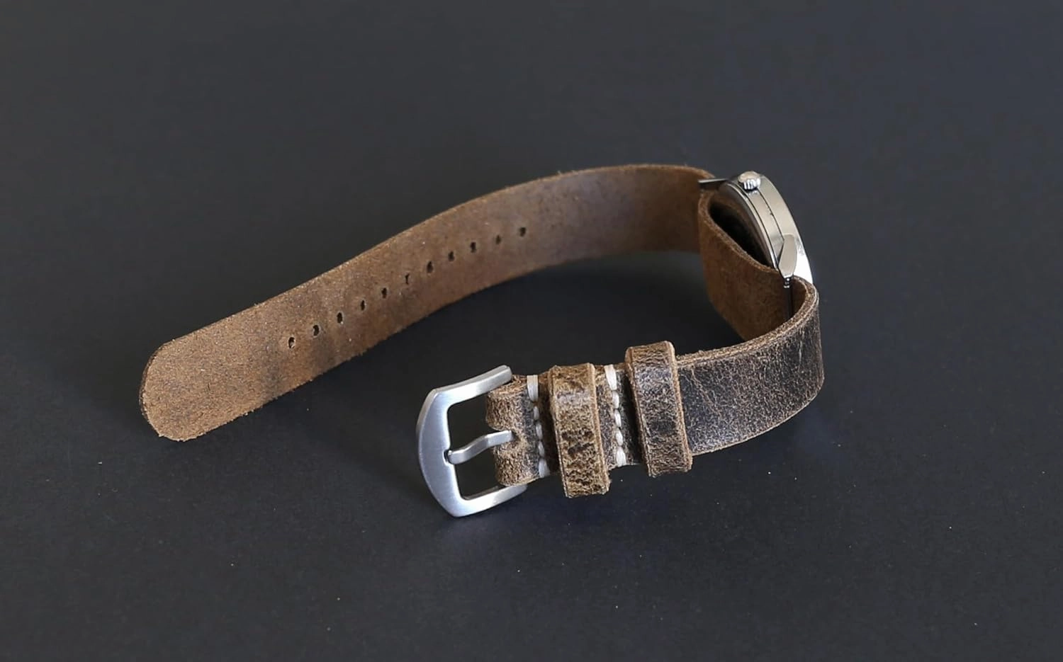 Handmade Distressed Leather Watch Band, Single-Pass Military Style Strap, 18mm 20mm 22mm 24mm 26mm – Durable, Vintage Design with leather Hardware
