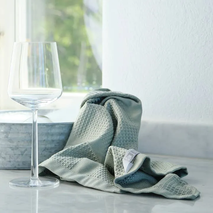 KITCHEN TOWEL