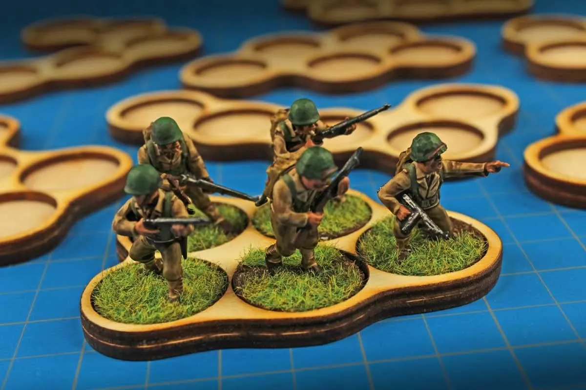 LITKO Horde Trays | 25mm Circle Bases | Movement Tray| Movement Tray Compatible with Warhammer, Age of Sigmar, Bolt Action, Flames of War, Runewars, War of The Rings (5-Figure Horde Tray - 8 Pack)