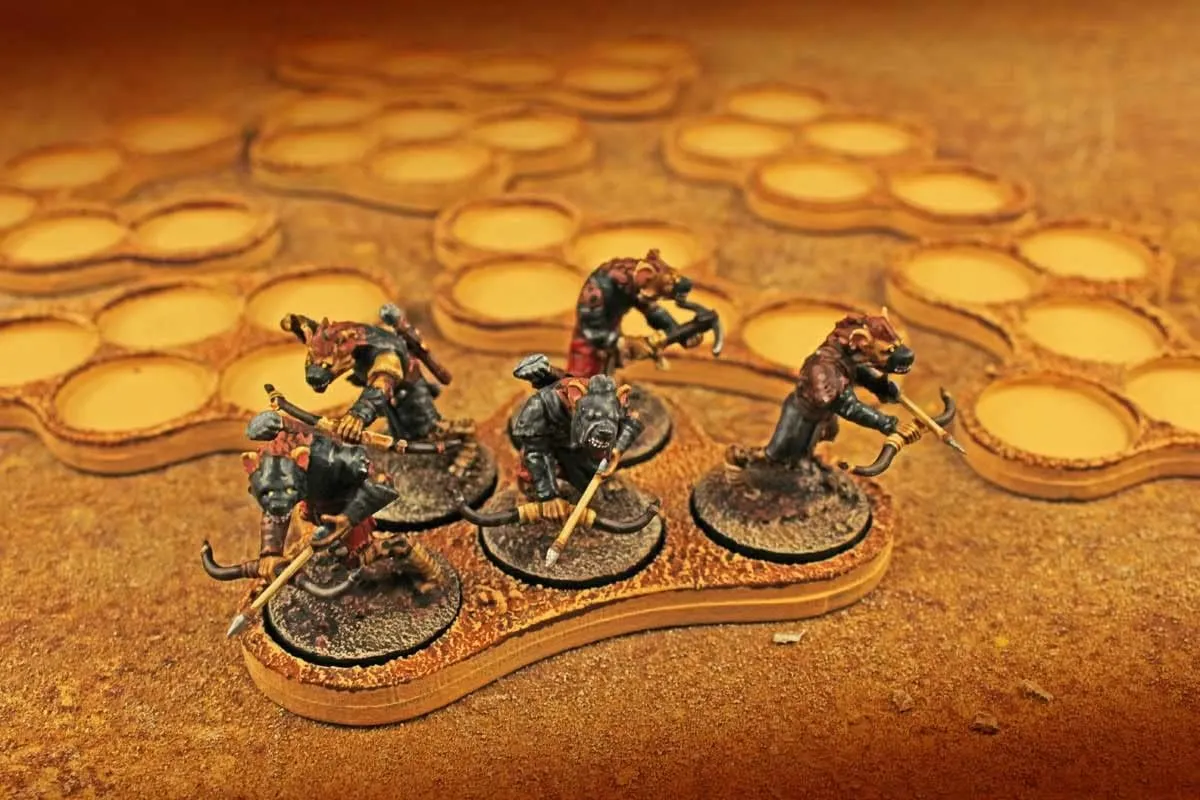 LITKO Horde Trays | 25mm Circle Bases | Movement Tray| Movement Tray Compatible with Warhammer, Age of Sigmar, Bolt Action, Flames of War, Runewars, War of The Rings (5-Figure Horde Tray - 8 Pack)