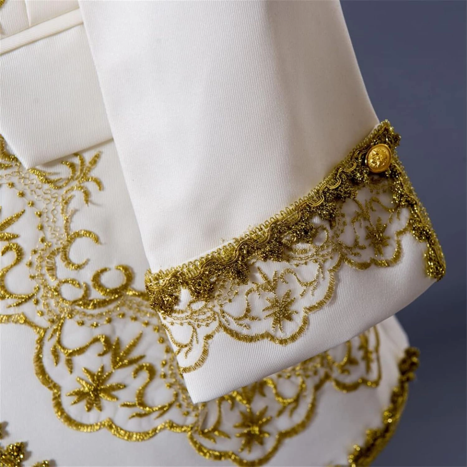 Men Court Embroidery Suits 3 Piece Casual Dress Suit Gold Prince Print Blazer Set Stylish Blazer & Vest & Pants