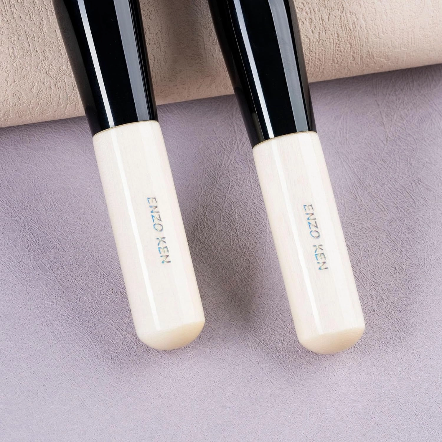 Natural Black Goat Hair Kabuki Powder Brush, Natural Hair Blush Brush & Contour Brush, Natural Face Powder Brush, Natural Bristle Makeup Brushes for Powder Contour and Bronzer (K804)
