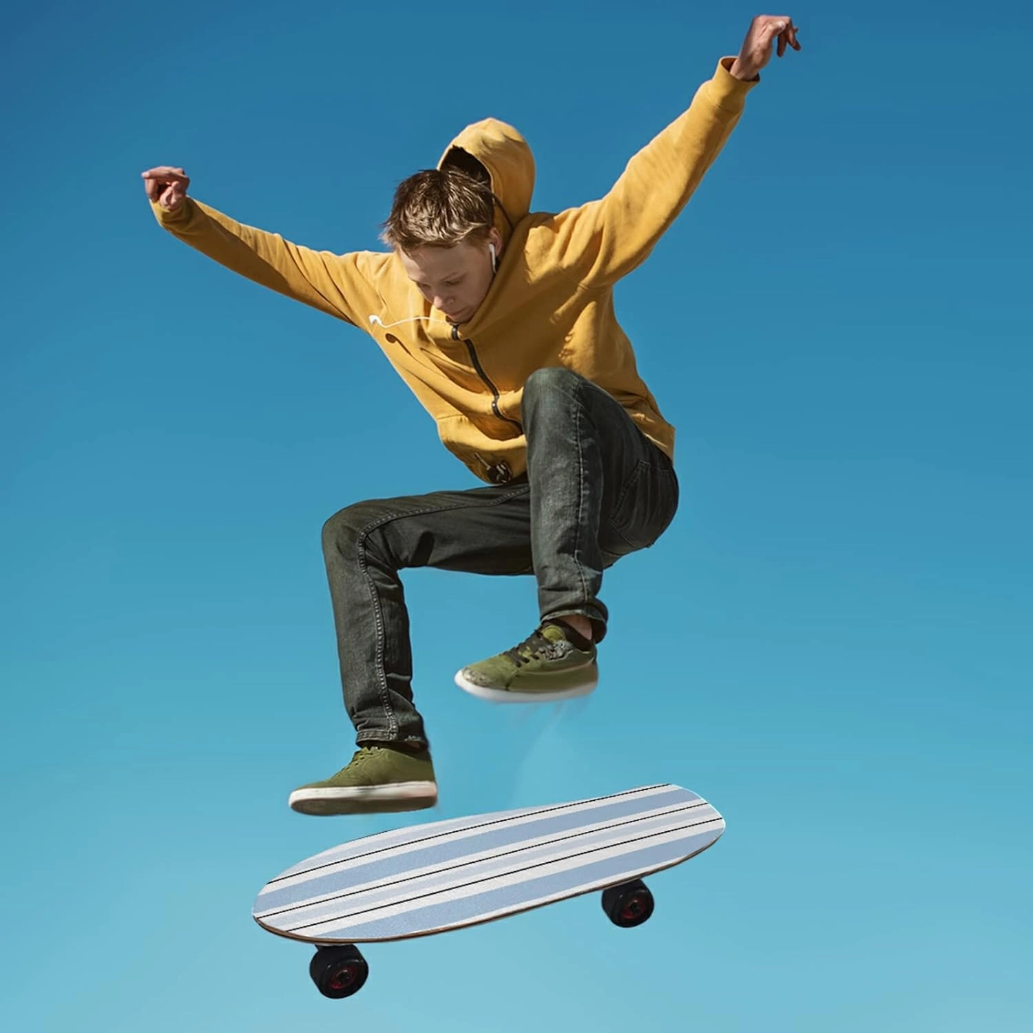 Oyihfvs Skateboard Grip Tape Sticker, Anti Slip Sandpaper Sheet Scooter Longboard, Strong Stickiness, Wearable Tear Resistance 9" x 33"