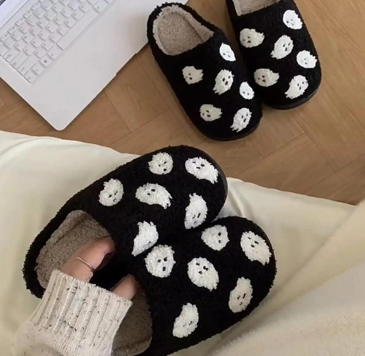 Pumpkin Slippers Halloween Slippers for Women Men House Shoes Spooky Slides Soft Warm Plush Couple Shoes