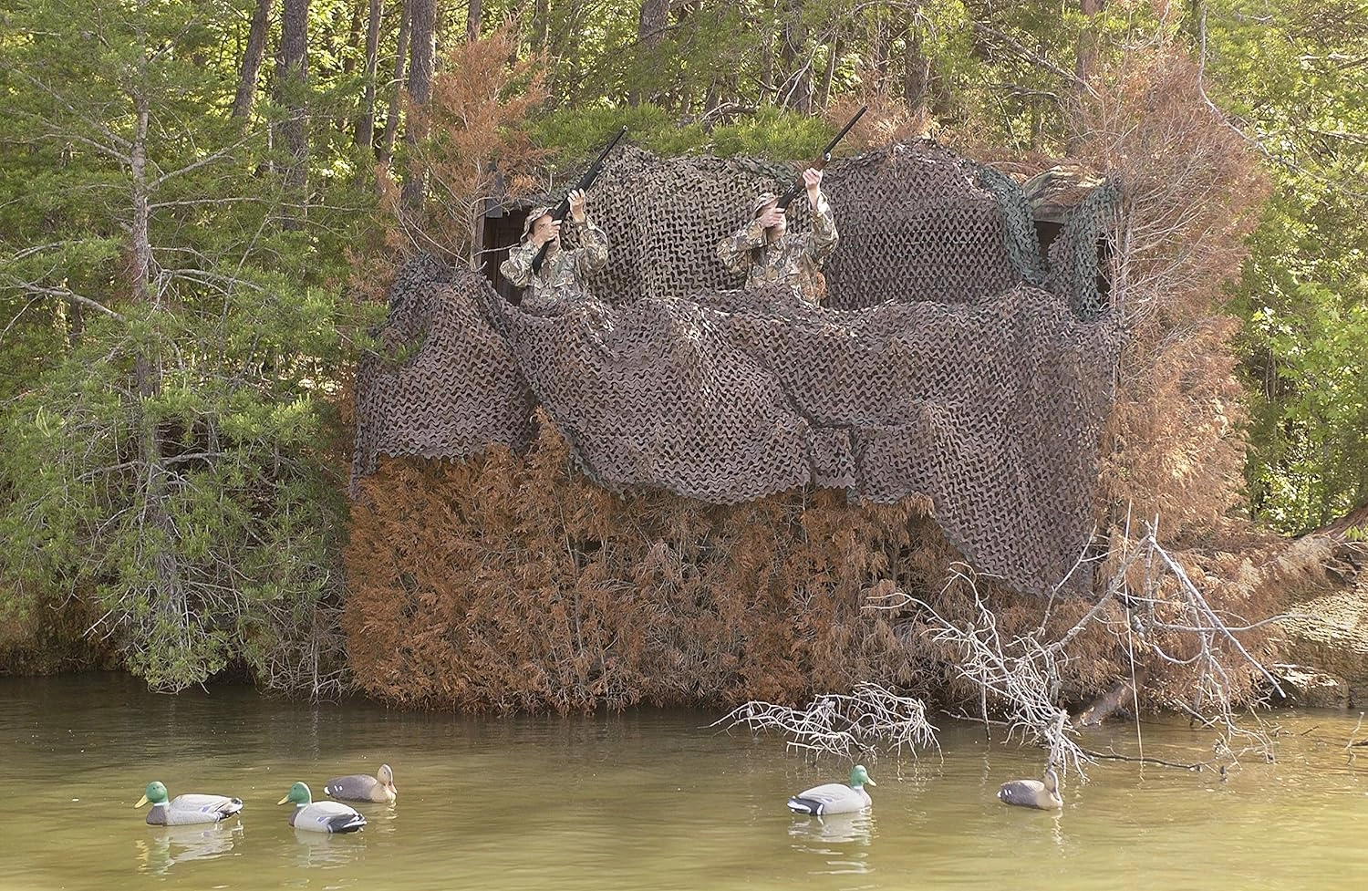 Reinforced Camouflage Netting | 3D Camo Nets with Waterproof & UV Protection, Silent Rip-Stop Fabric, Military-Grade Durability – Ideal for Hunting, Shade, Tactical & Outdoor Use