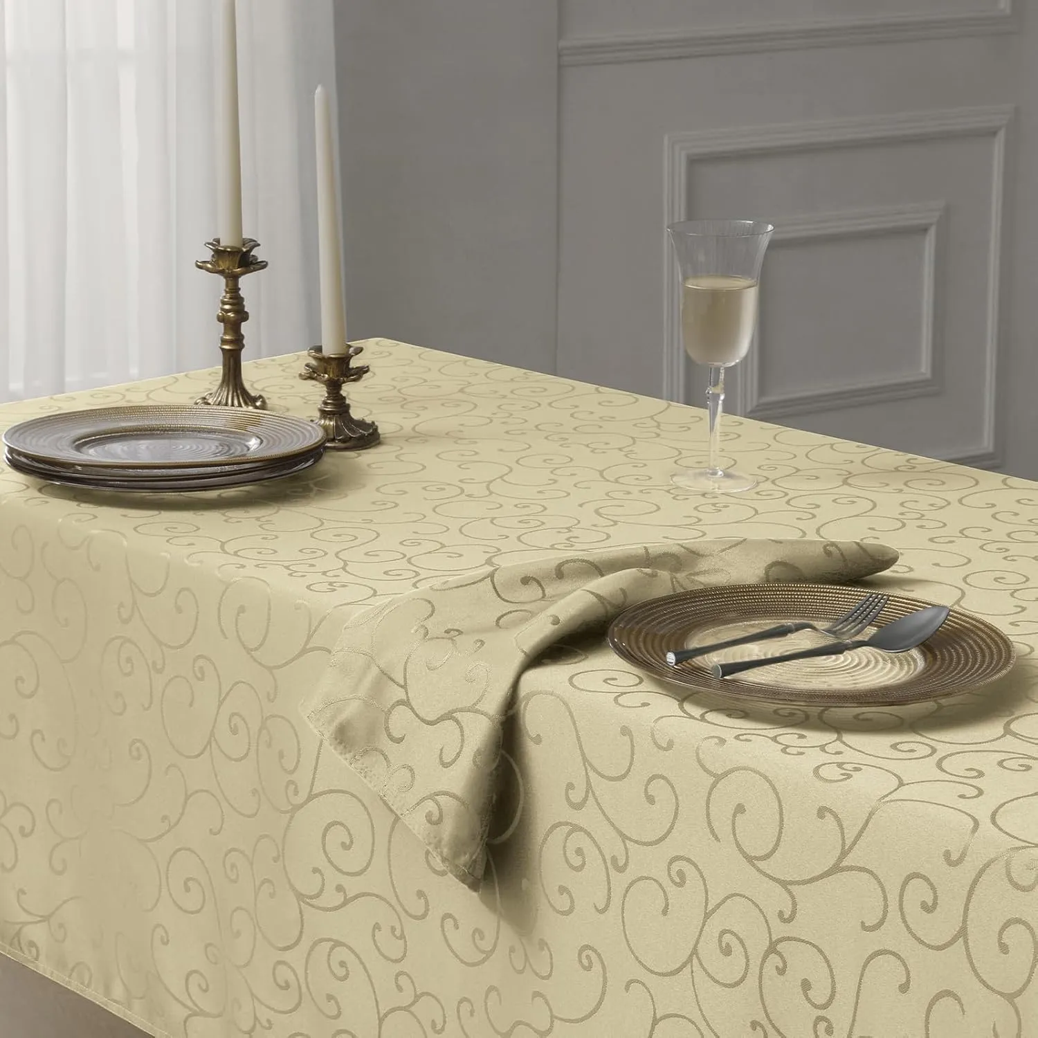 Romanstile Jacquard Rectangle Tablecloth, Waterproof Elegant Damask Curly Floral Pattern Table Cloth, Washable Decorative Polyester Table Cover for Kitchen/Dining/Parties - Beige, 52 x 70 Inch