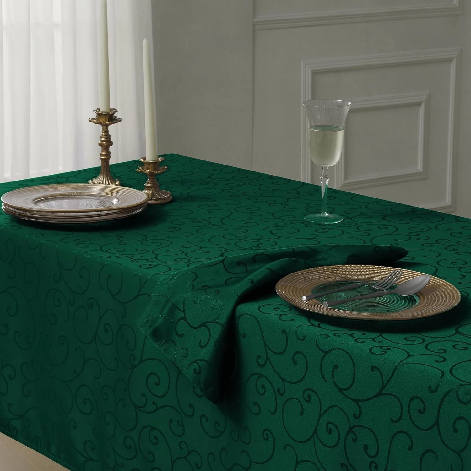 Romanstile Christmas Jacquard Rectangle Tablecloth - Green Waterproof Damask Curly Floral Pattern Decorative Table Cloth, Heavy Weight Fabric Table Cover for Dining/Party/Holiday - 60 x 84 Inch
