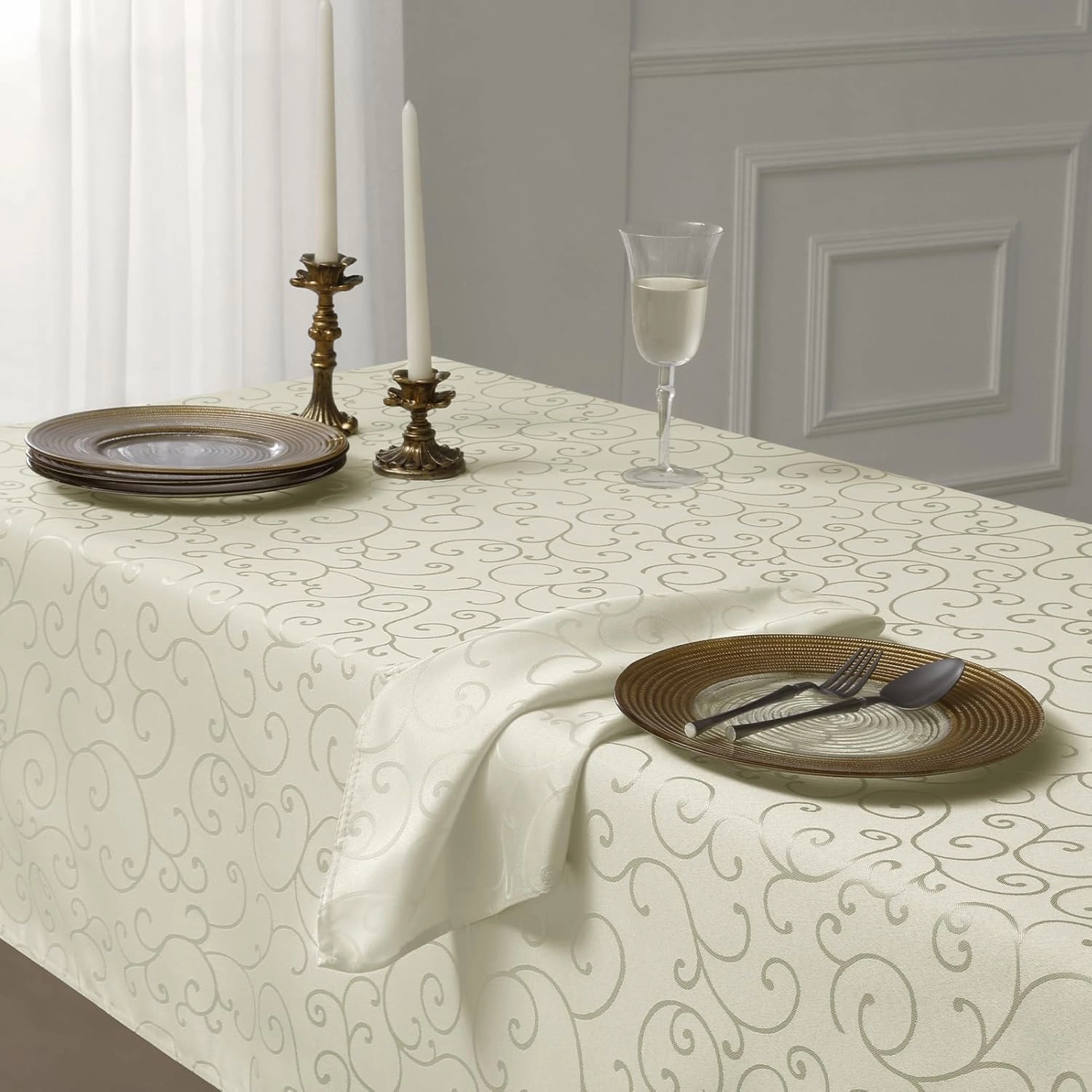Romanstile Jacquard Rectangle Tablecloth, Waterproof Elegant Damask Curly Floral Pattern Table Cloth, Washable Decorative Polyester Table Cover for Kitchen/Dining/Parties - Ivory/Cream, 52 x 70 Inch