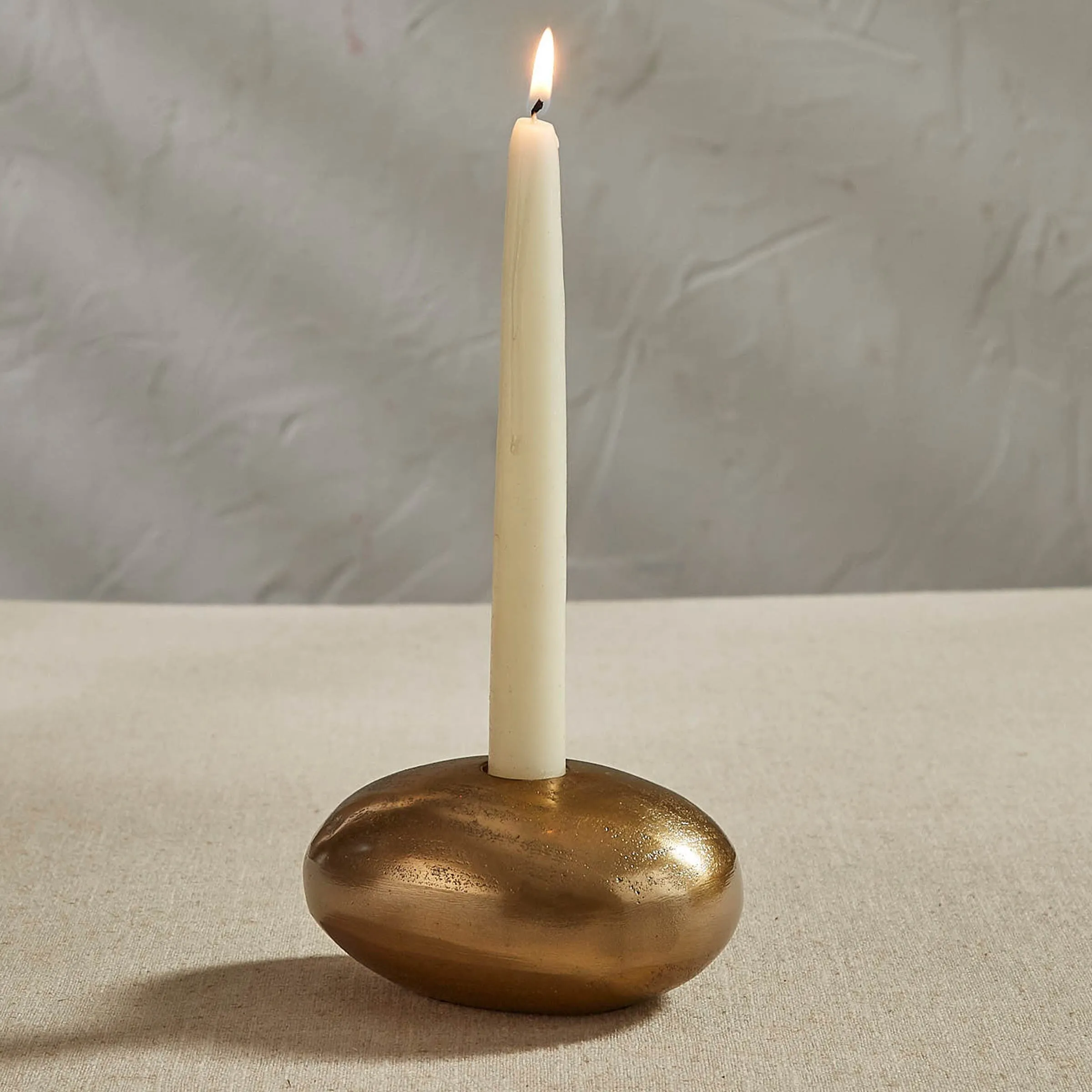 Split P Gold Pebble Taper Holder - 5" x 4" 2.5"