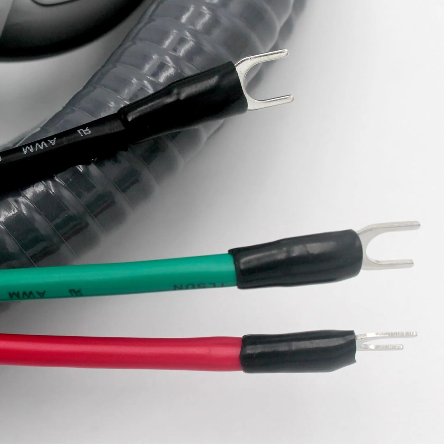 TAUROX 1/2-Inch 10 Gauge Electrical Wires Liquid Tight Conduit Wire with Ground Nonmetallic Flexible Conduits AC Disconnect Box Outdoor Electrical Whip Kit Power Whip Assembly(6FTx1/2Inch)