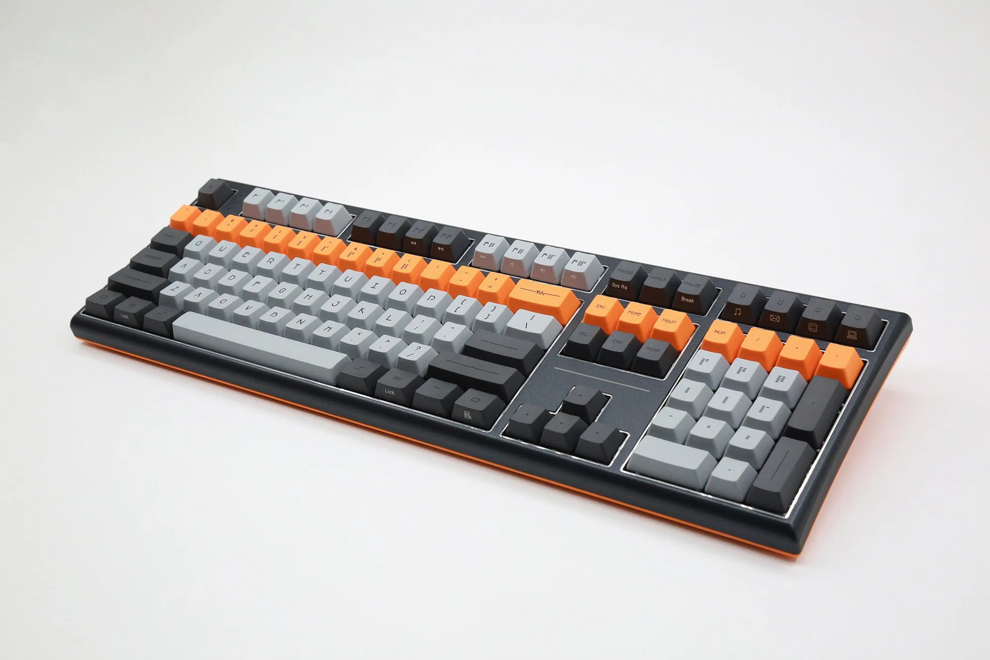 Varmilo Lure Series Lie Triple Mode Bluetooth   Wireless 2.4 GHz Mechanical Keyboard