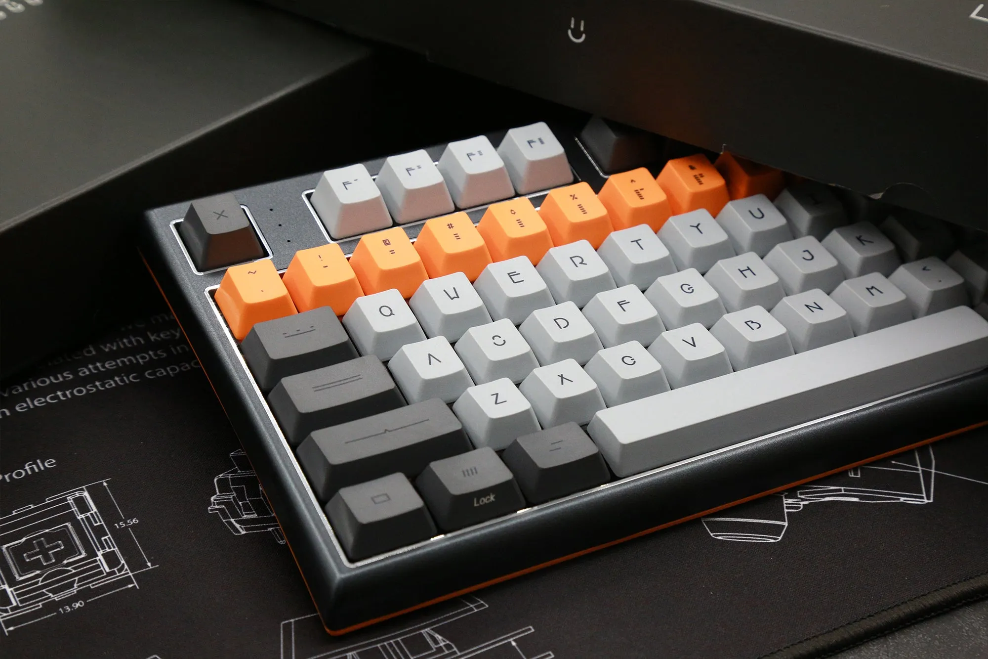 Varmilo Lure Series Lie Triple Mode Bluetooth   Wireless 2.4 GHz Mechanical Keyboard