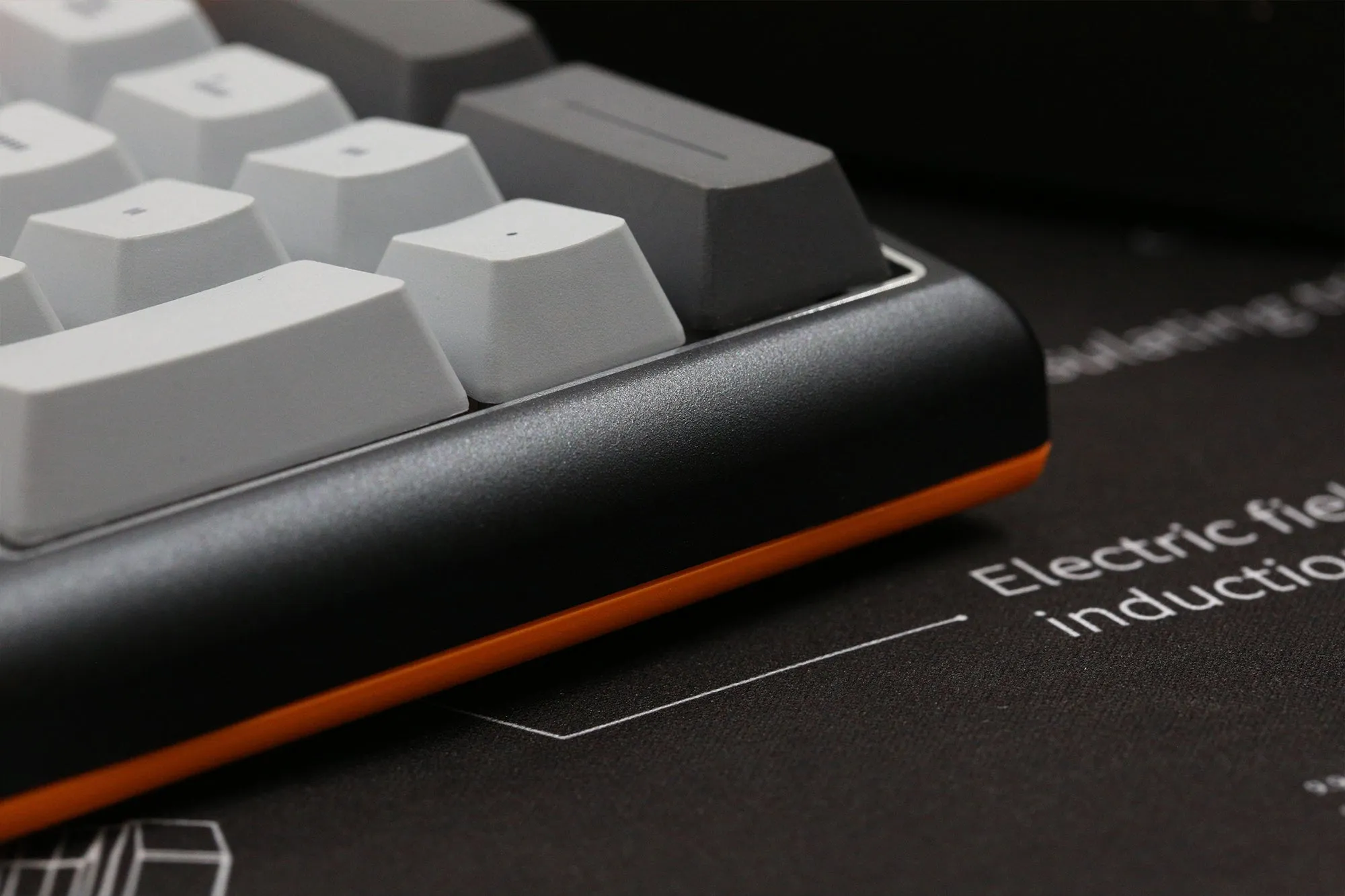 Varmilo Lure Series Lie Triple Mode Bluetooth   Wireless 2.4 GHz Mechanical Keyboard