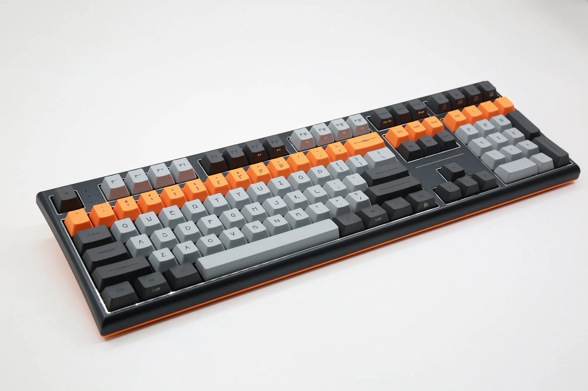 Varmilo Lure Series Lie Triple Mode Bluetooth   Wireless 2.4 GHz Mechanical Keyboard