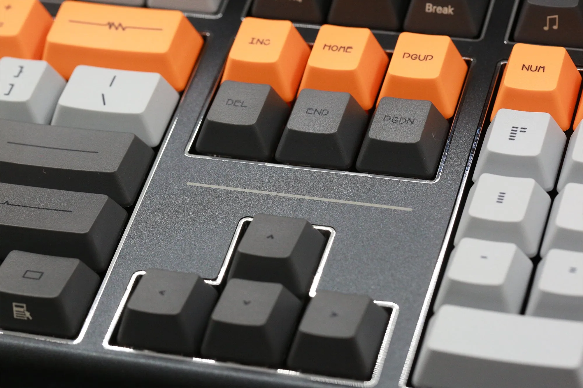 Varmilo Lure Series Lie Triple Mode Bluetooth   Wireless 2.4 GHz Mechanical Keyboard