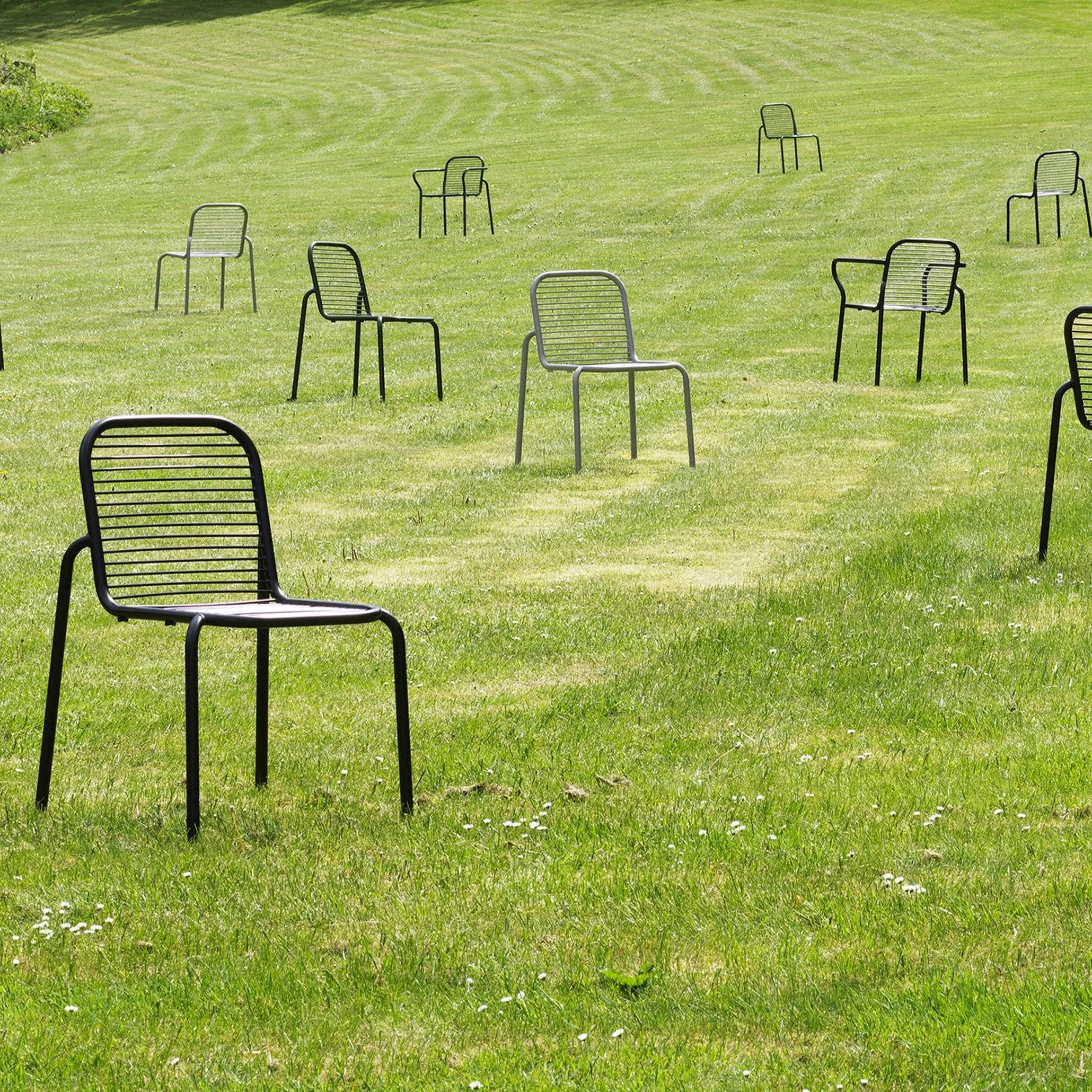Vig Stacking Chair: Steel